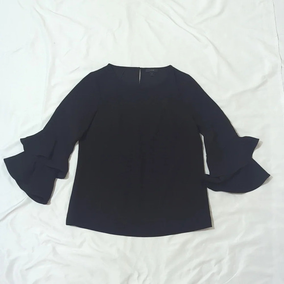 NWOTs J Crew Tiered Bell Sleeve Top Black Crepe Size 4T Spring 2025 - Picture 3 of 16